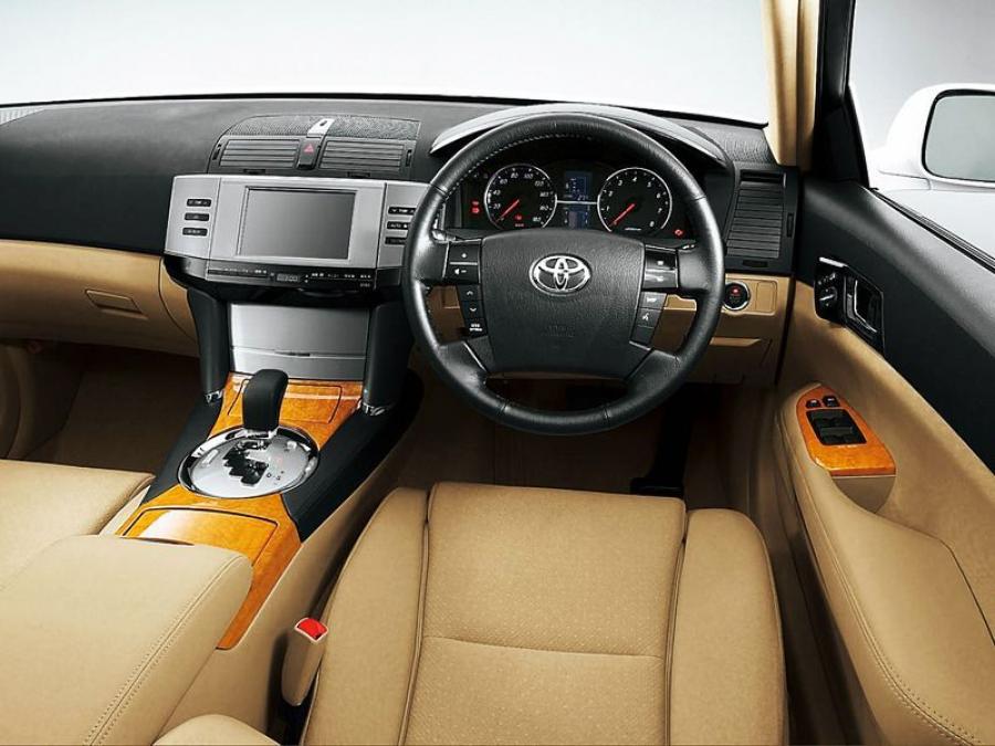  Toyota Mark X 2004 года  (фото 4 из 7)
